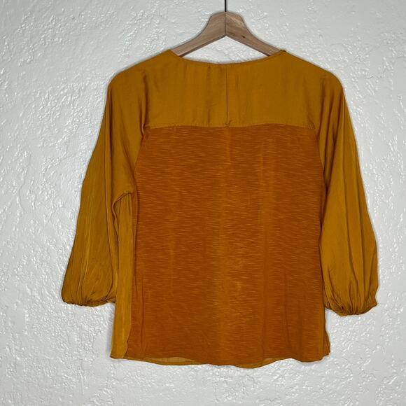 Dolan Anthropologie Women's Gold Alvia Peasant Embroidered Boho Top Size XS - Picture 2 of 7